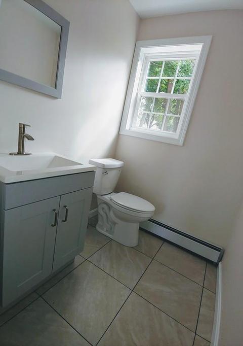 140 Earle St #B, Woonsocket, RI 02895 photo 8