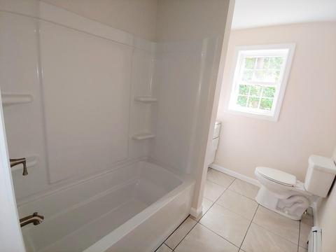 140 Earle St #B, Woonsocket, RI 02895 photo 10