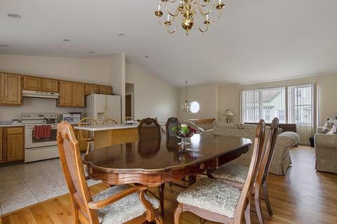 48 Bardsely St, Fall River, MA 02723 photo 12
