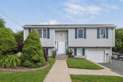 48 Bardsely St, Fall River, MA 02723 photo 1