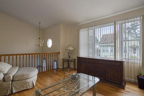 48 Bardsely St, Fall River, MA 02723 photo 7