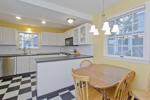 80 Perkins St, Springfield, MA 01118 photo 4