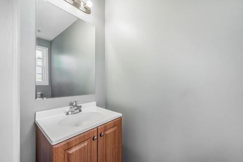 37 Clantoy St, Springfield, MA 01104 photo 20