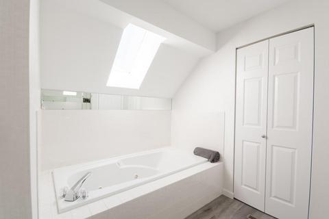 700 Shore Dr #812, Fall River, MA 02721 photo 18