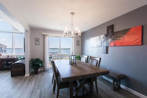 700 Shore Dr #812, Fall River, MA 02721 photo 9