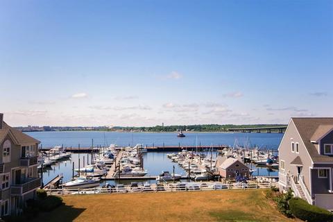 700 Shore Dr #812, Fall River, MA 02721 photo 1