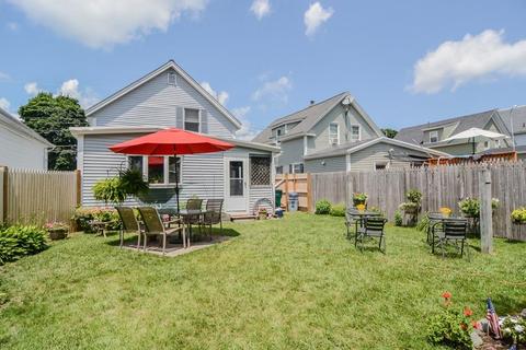 54 Manchester St, Lowell, MA 01852 photo 3