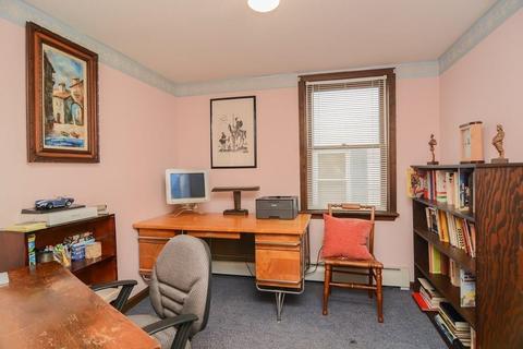 54 Manchester St, Lowell, MA 01852 photo 15