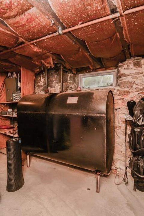 54 Manchester St, Lowell, MA 01852 photo 28