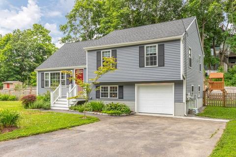 27 Douglas Ave, Maynard, MA 01754 photo 2