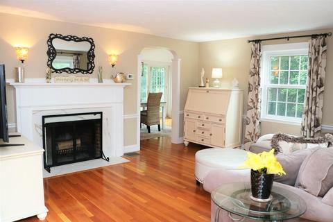 140 Cushing St, Hingham, MA 02043 photo 5