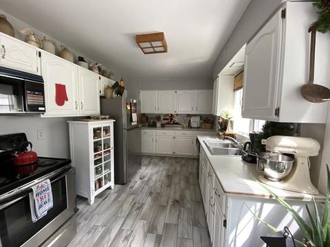 134 Church St, Ware, MA 01082 photo 10