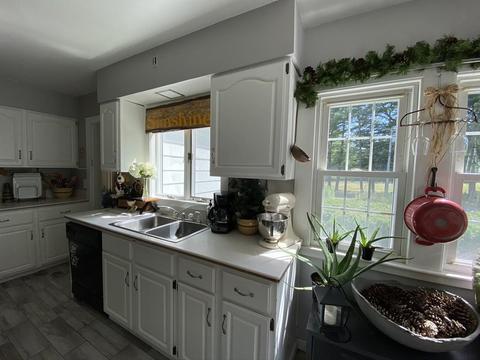 134 Church St, Ware, MA 01082 photo 11