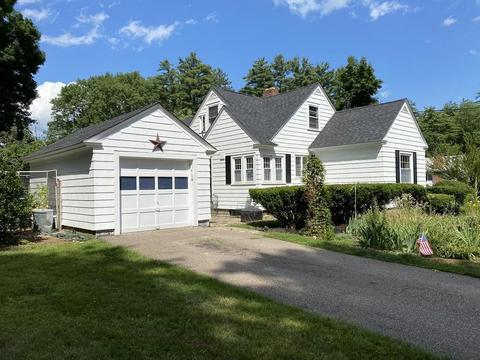 134 Church St, Ware, MA 01082 photo 2