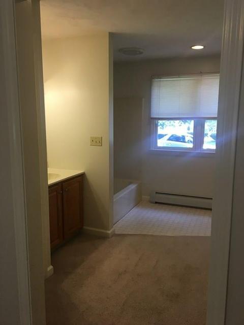 6 Lambert Cir, Worcester, MA 01605 photo 9