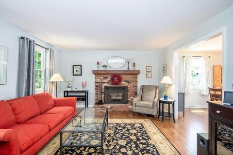 12 Robin Rd, Easthampton, MA 01027 photo 10