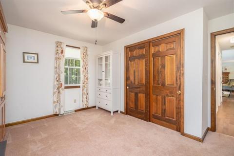 12 Robin Rd, Easthampton, MA 01027 photo 17