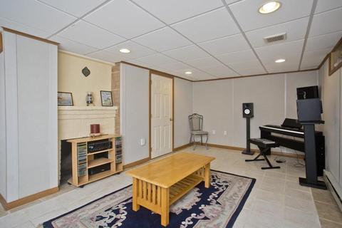 46 Thames St, Springfield, MA 01104 photo 12