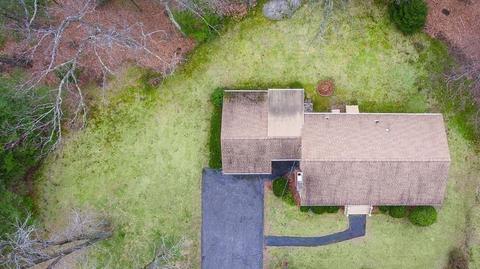 10 Kelch St, Reading, MA 01867 photo 5