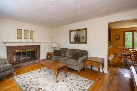 10 Kelch St, Reading, MA 01867 photo 11
