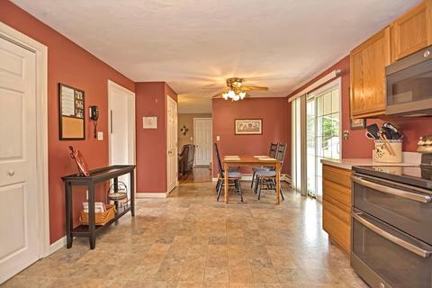 37 Deer Run Rd, Bellingham, MA 02019 photo 15