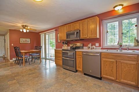 37 Deer Run Rd, Bellingham, MA 02019 photo 16