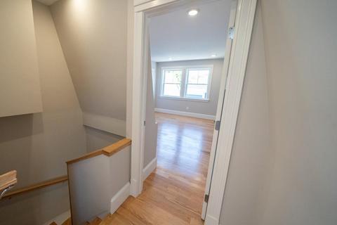 13 Putnam St #2, Danvers, MA 01923 photo 5