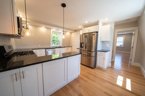 13 Putnam St #2, Danvers, MA 01923 photo 6