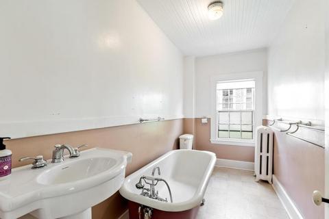 25 Stanton Rd, Brookline, MA 02445 photo 23