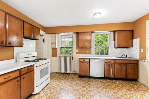 25 Stanton Rd, Brookline, MA 02445 photo 7