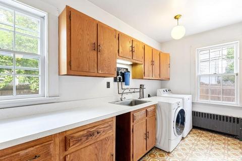 25 Stanton Rd, Brookline, MA 02445 photo 9