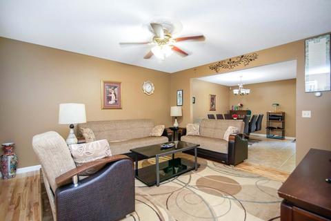 100 Briggs St, Springfield, MA 01001 photo 9