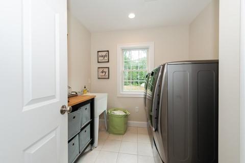 70 Ogunquit Rd, North Andover, MA 01845 photo 23