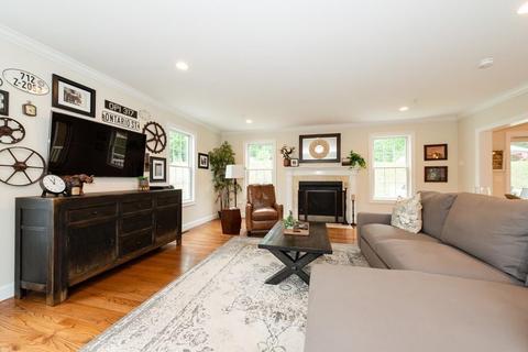 70 Ogunquit Rd, North Andover, MA 01845 photo 12