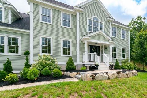 70 Ogunquit Rd, North Andover, MA 01845 photo 1