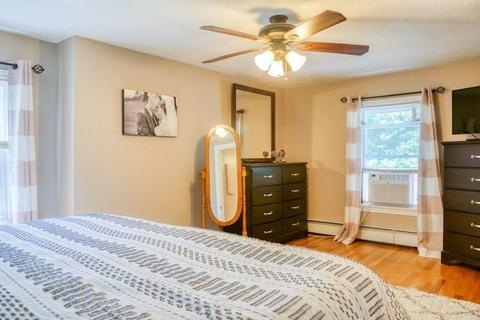 58 Senator St, Springfield, MA 01129 photo 16