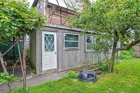 235 Davis St, Fall River, MA 02720 photo 5