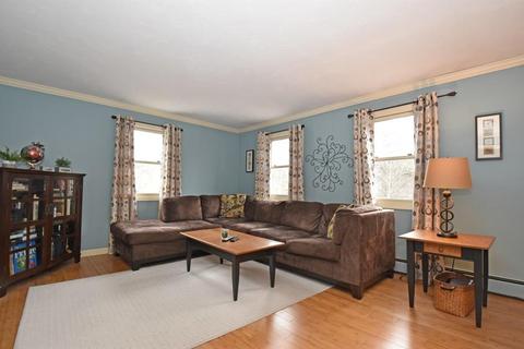 49 Ashley Dr, Gardner, MA 01440 photo 4