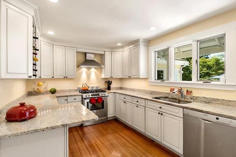 20 Cavanagh Rd, Wellesley, MA 02481 photo 8