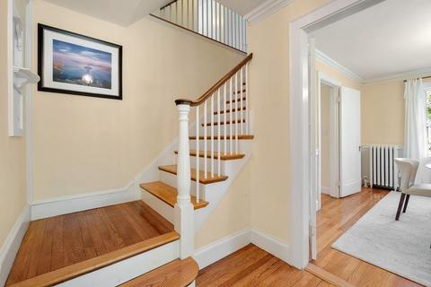 20 Cavanagh Rd, Wellesley, MA 02481 photo 5