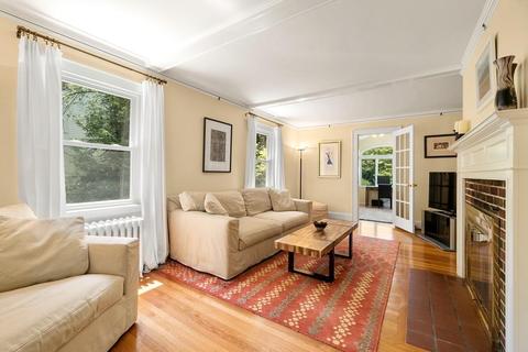 20 Cavanagh Rd, Wellesley, MA 02481 photo 12