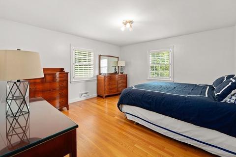 20 Cliff Rd, Wellesley, MA 02481 photo 9