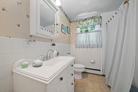 65 Cape Cod Ln, Hanover, MA 02339 photo 9