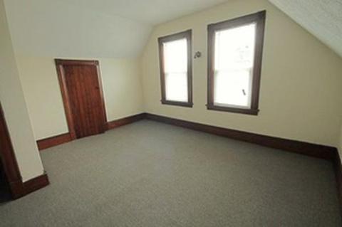 12 Crown St, Springfield, MA 01108 photo 14
