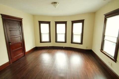 12 Crown St, Springfield, MA 01108 photo 10