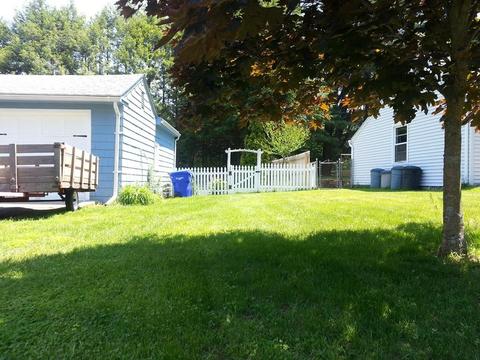 33 Slumber Ln, Springfield, MA 01128 photo 2