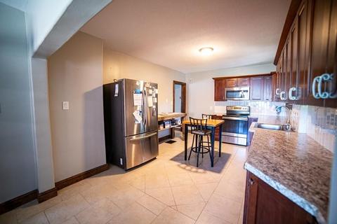 14 Irvington St, Springfield, MA 01108 photo 13