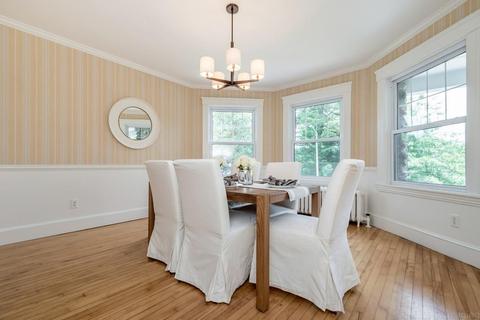 85 Forest St, Worcester, MA 01609 photo 16