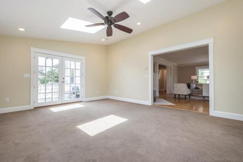 85 Forest St, Worcester, MA 01609 photo 17