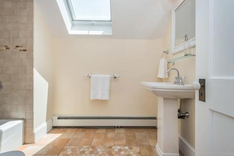 85 Forest St, Worcester, MA 01609 photo 30